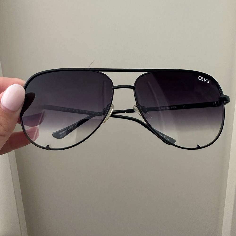 QUAY Australia Black Womens Aviator Sunglasses